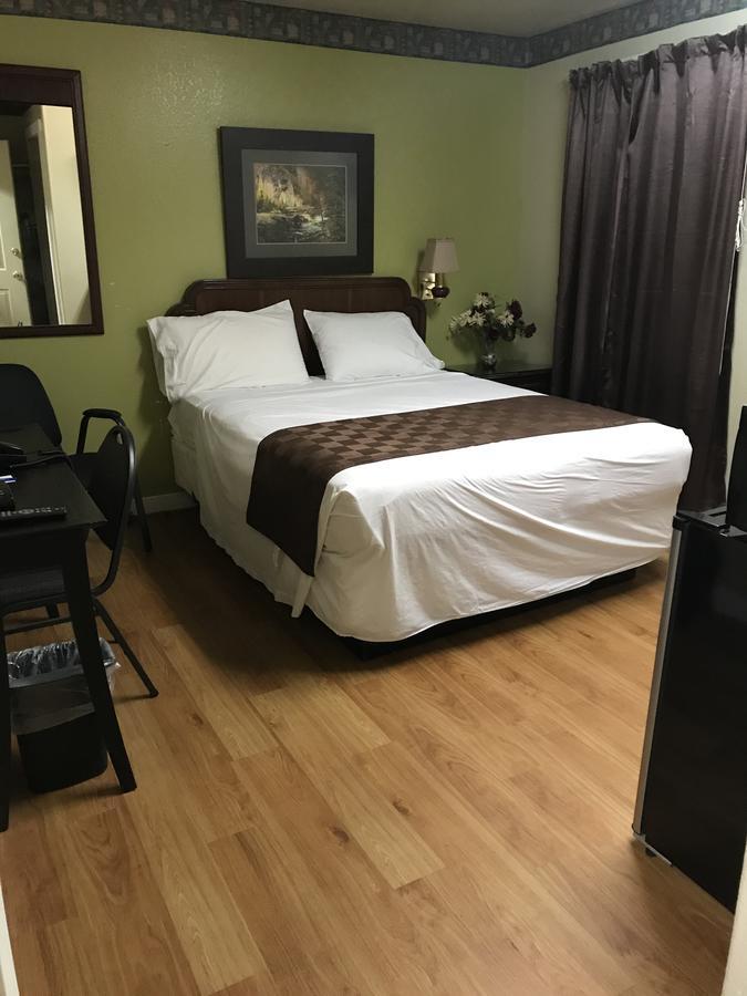 דריפינג ספרינגס Outpost Motel מראה חיצוני תמונה